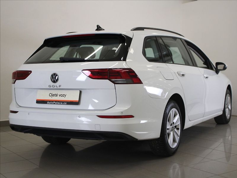 Volkswagen Golf 1,5 TSI 96kW Life Akční CENA! - fotka 3 z 21
