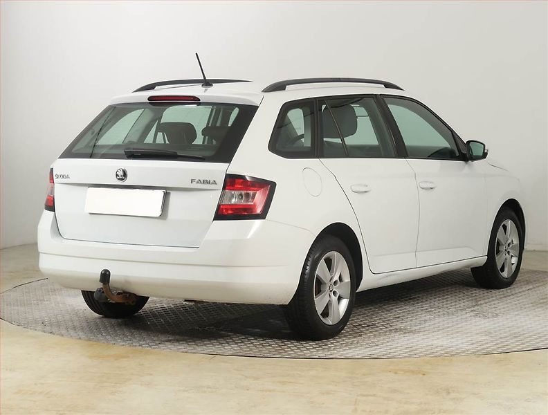 Škoda Fabia (2016) 1.2 TSI - fotka 5 z 16