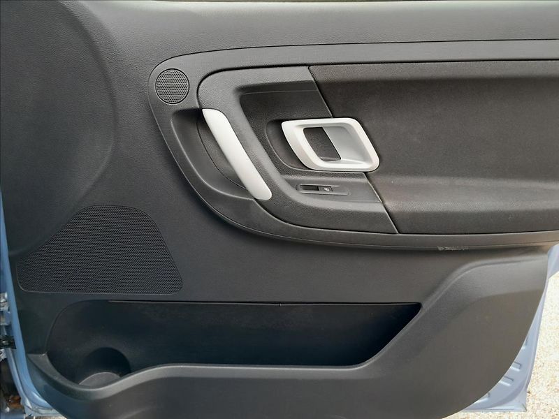 Škoda Roomster 1,6 i 77kW SCOUT MOTOR K.O. - fotka 29 z 43