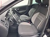 Volkswagen Polo (2013) 1.2 TSi, Life, +kola - náhled 9