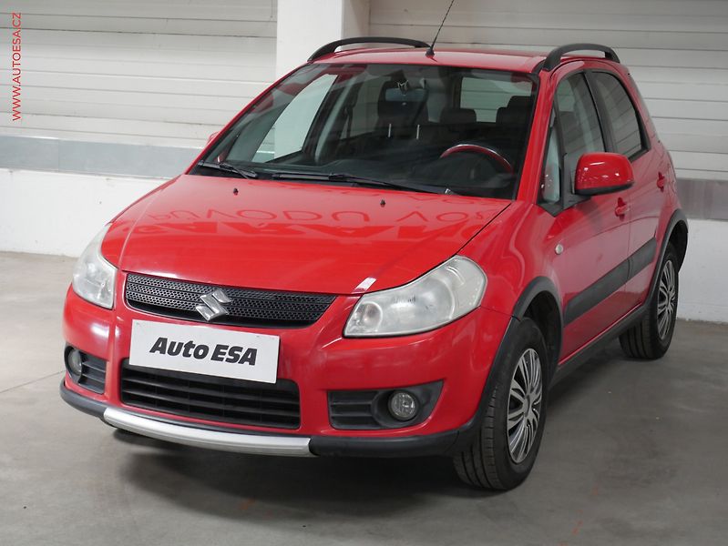 Suzuki SX4 (2009) 1.6i 4x4, ČR, AC, TZ, park - fotka 3 z 20