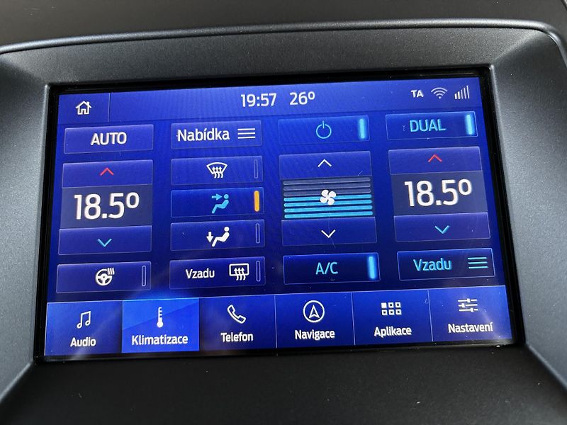 Ford Galaxy (2022) 2.0 EcoBlue  Titanium 7 míst - fotka 24 z 30