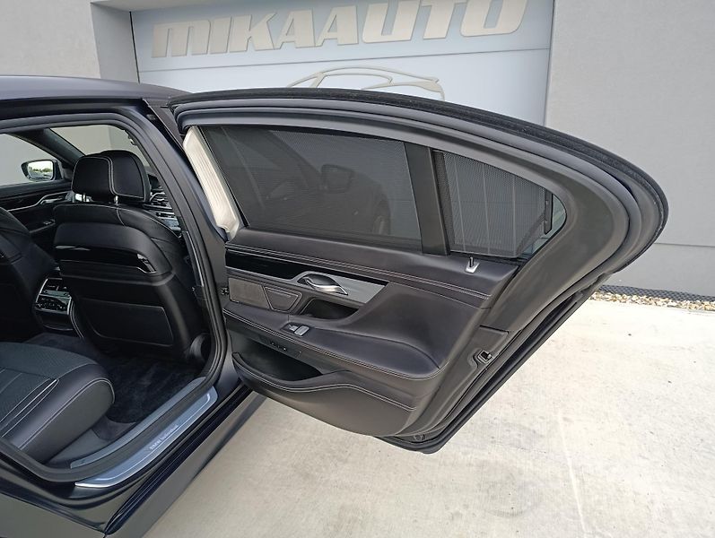 BMW Řada 7 750Ld BLACK FIRE ČR 1.MAJ - fotka 44 z 49