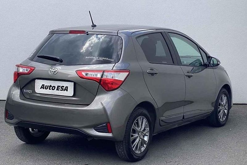 Toyota Yaris 1.0