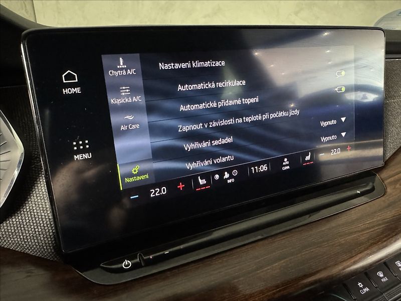 Škoda Octavia 2,0 TDi  DSG 4x4 Scout Virtual - fotka 41 z 47