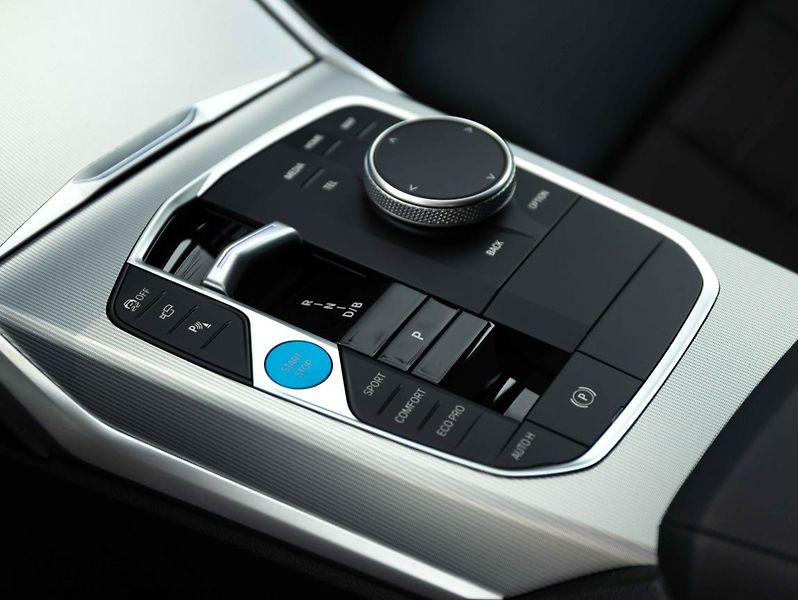 BMW i4 eDrive40 Gran Coupé - fotka 15 z 21