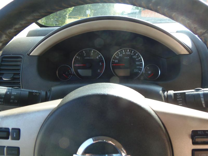 Nissan Pathfinder (2009) 2.5 DCi 4x4 redukce man. tažné - fotka 22 z 29
