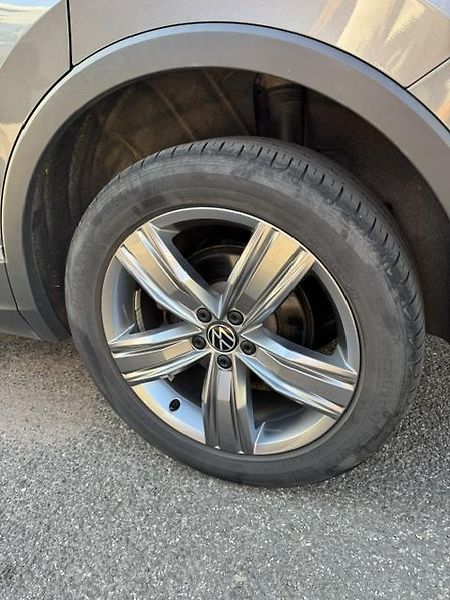 Volkswagen Tiguan Allspace (2023) - fotka 2 z 7