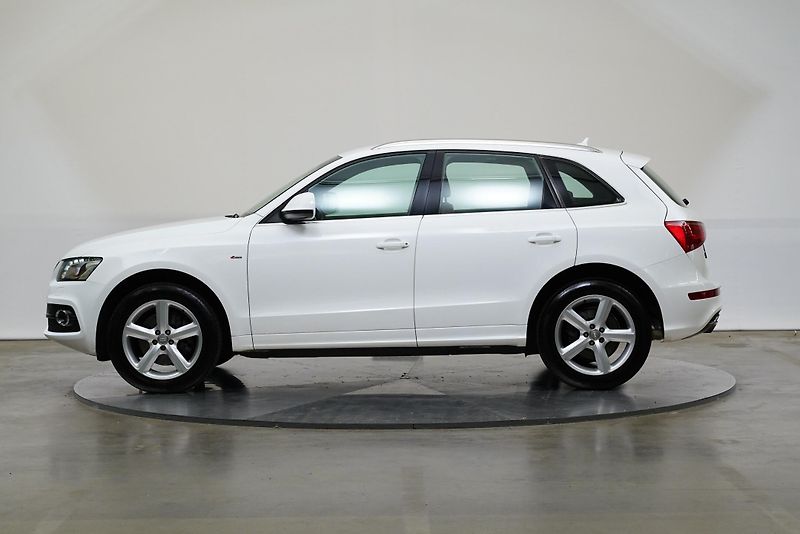 Audi Q5 - fotka 3 z 30