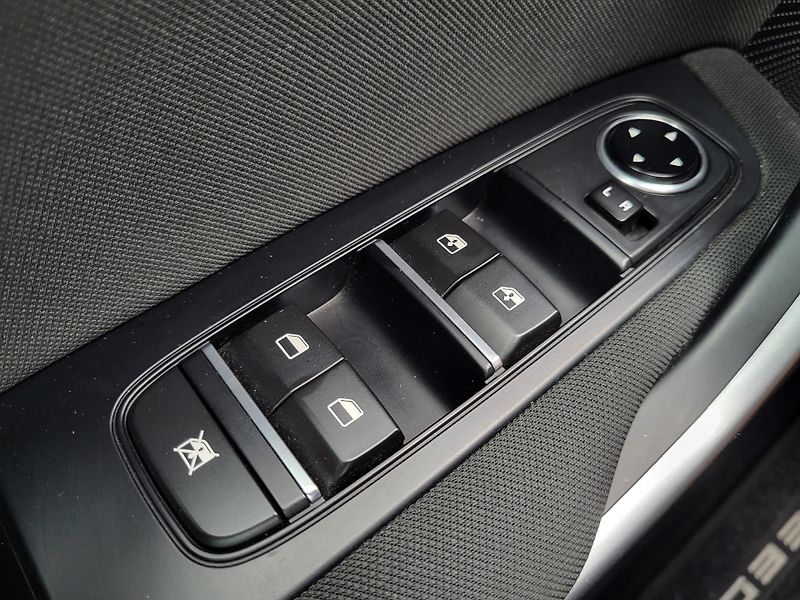 Kia Ceed 1.5 T-GDI 118kW *ČR - fotka 19 z 47