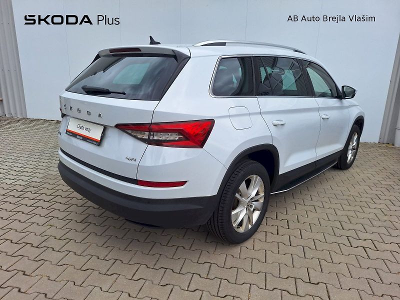 Škoda Kodiaq (2020) 2.0 TDI / 140 kW / 7DSG / 4x4 - fotka 2 z 35