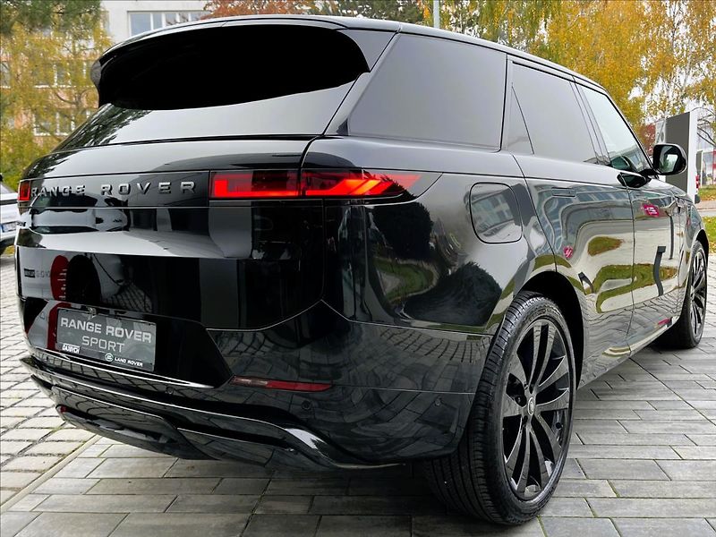 Land Rover Range Rover Sport (2026) 3,0 D300 DYNAMIC HSE / STORMER - fotka 10 z 37