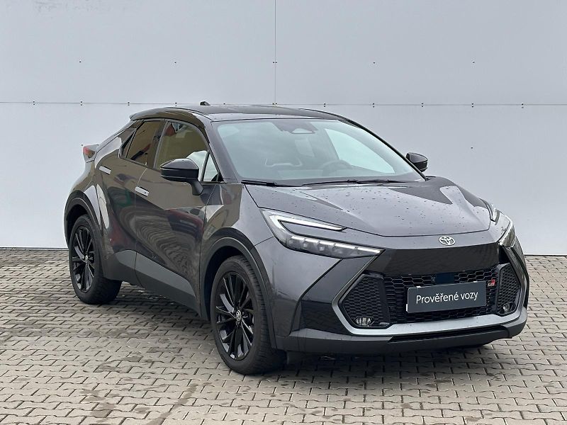 Toyota C-HR 2,0 HEV e-CVT GR Sport - fotka 6 z 29