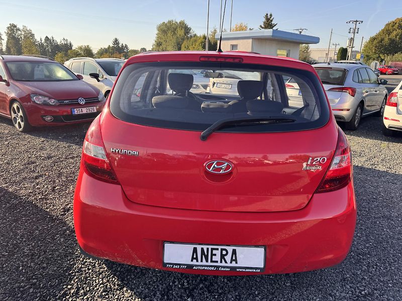 Hyundai i20 1.2i, 76 tis km,2.Majitel,ČR - fotka 6 z 18