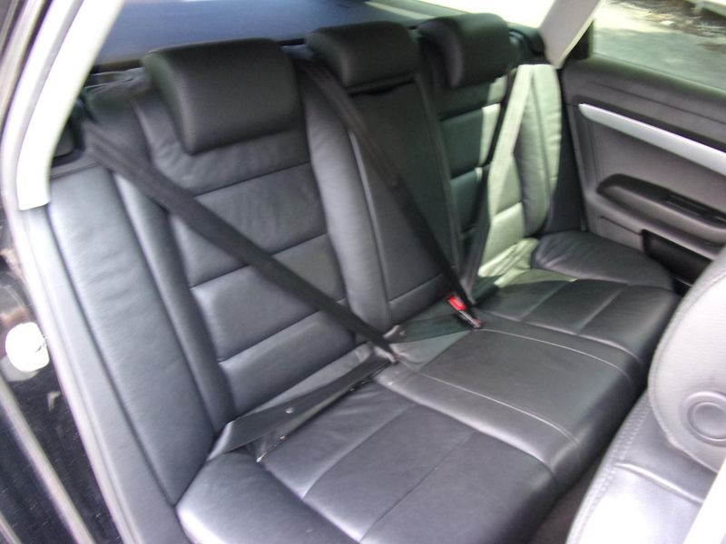 Audi A6 (2011) 2.0T 125kW S-LINE KŮŽE MANUÁL - fotka 18 z 20