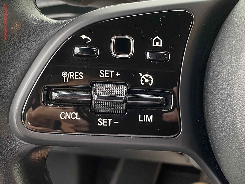 Mercedes-Benz Třídy A (2020) 1.5CDi A180, ČR, AT, LED, AC - fotka 15 z 23