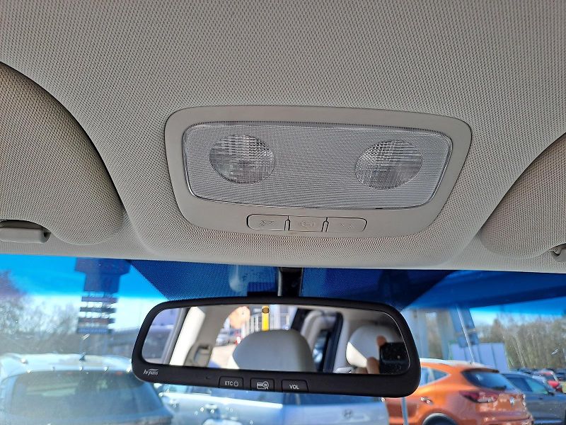 Hyundai H 1 (2019) GRAND STAREX 2.5 CRDi AT 2WD - fotka 22 z 26