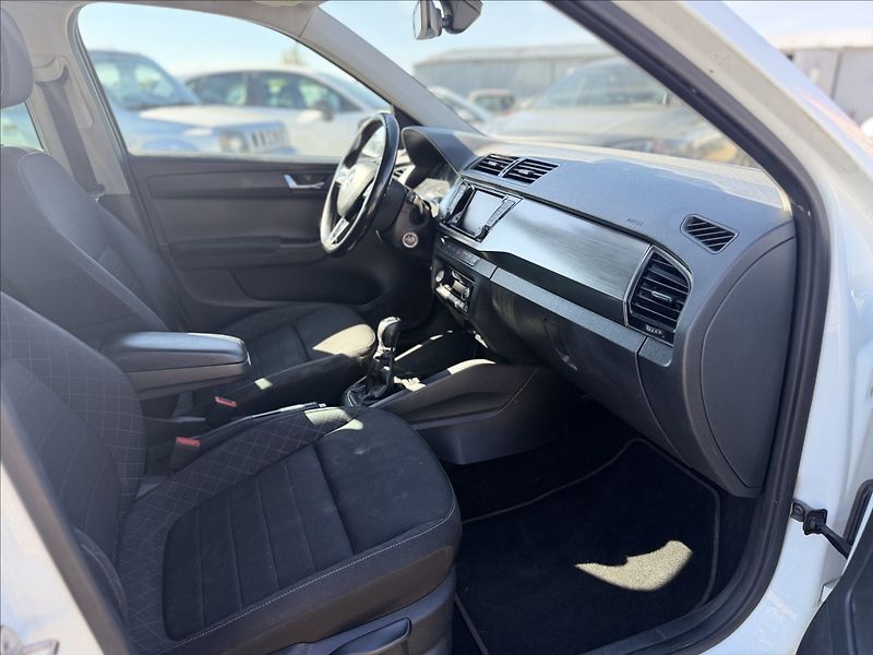 Škoda Fabia 1,2 TSI STYLE +SADA KOL - fotka 21 z 23