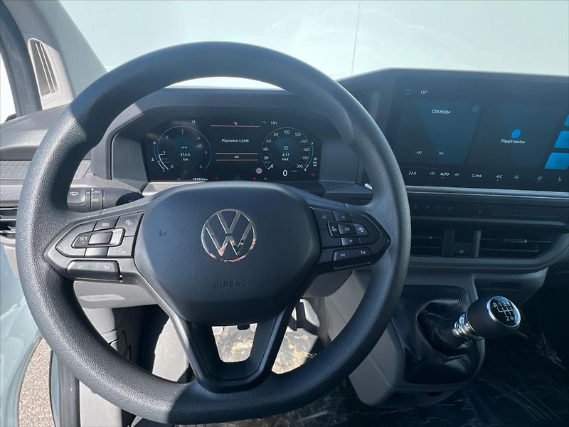 Volkswagen Transporter 2,0 TDi 110 kW 3 místný  T7 - fotka 15 z 24