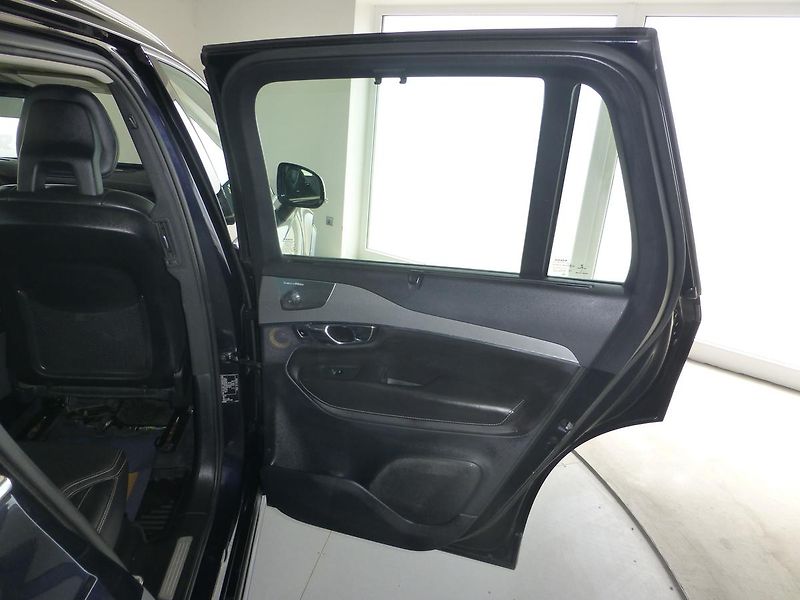 Volvo XC90 (2015) 5D-165KW*TAŽNÉ*KAMERA*7MÍST - fotka 25 z 38