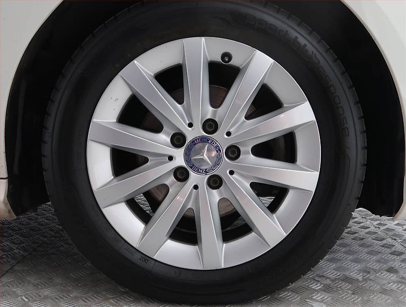 Mercedes-Benz Třídy A (2014) A 160 CDI, Serv.kniha - fotka 15 z 18