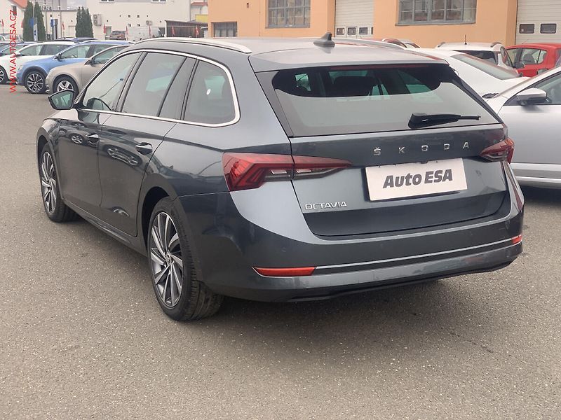 Škoda Octavia (2020) 2.0 TDi, Style, DSG, LED - fotka 4 z 19