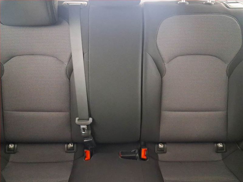 Hyundai i30 (2021) Comfort 1.6 CRDi, Serv.kniha - fotka 10 z 16