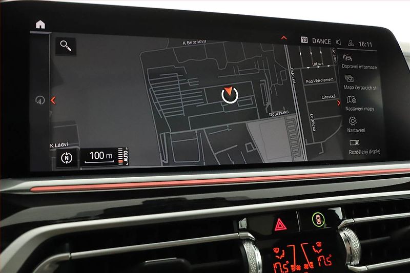 BMW X7 (2022) xDrive40d - fotka 18 z 30