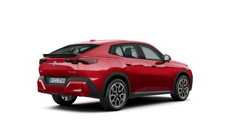 BMW X2 sDrive18d - fotka 4 z 4