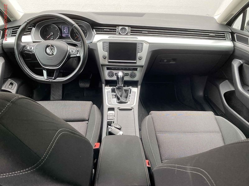 Volkswagen Passat (2016) 2.0 TDi, Comfort, DSG, LED - fotka 8 z 20