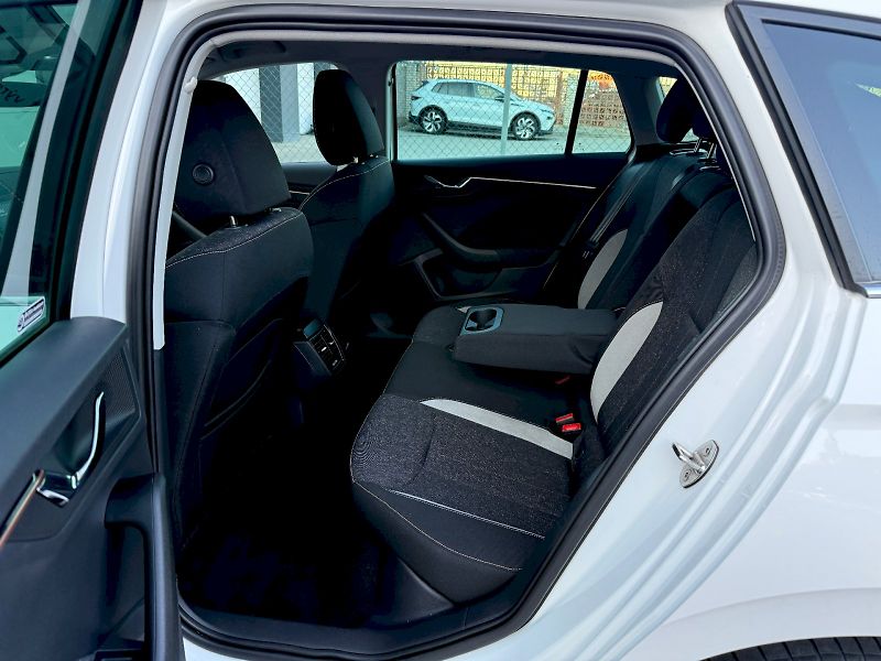Škoda Scala (2024) 1.5 TSI 110 kW Style - fotka 10 z 22