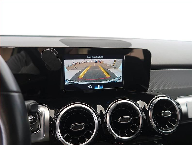 Mercedes-Benz GLB (2022) Progressive 200, digi klima - fotka 17 z 22