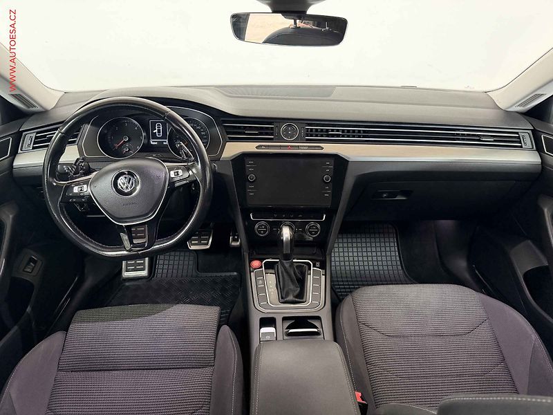 Volkswagen Arteon (2019) 2.0 TDI, ČR, DSG, LED, navi - fotka 8 z 16