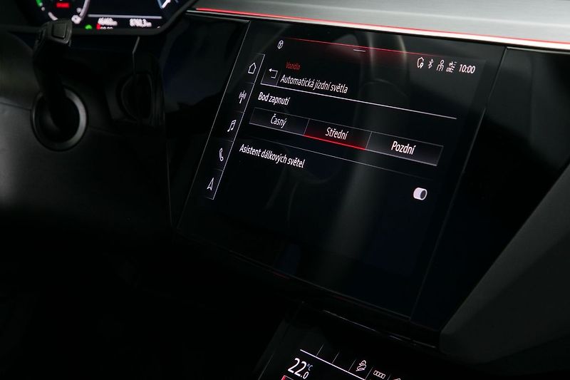 Audi e-tron 55 300kW Tažné HUD NightVision - fotka 39 z 50