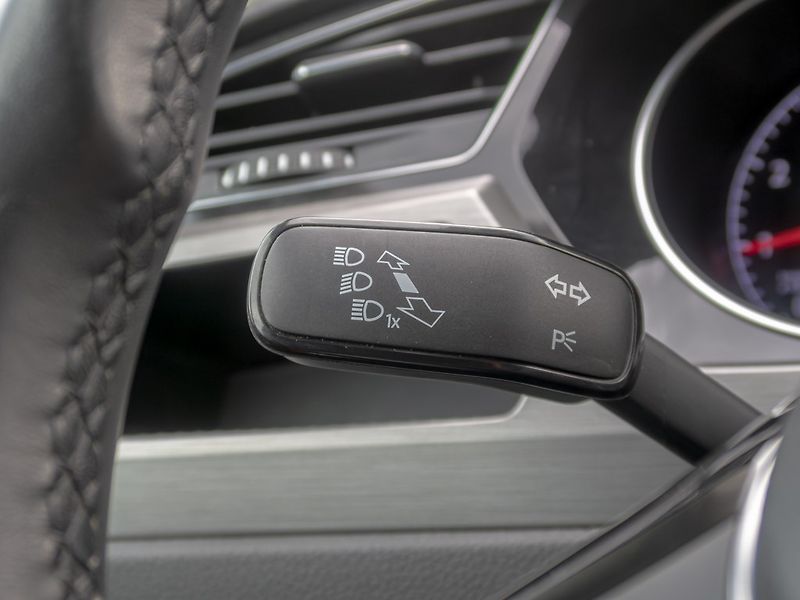 Volkswagen Touran (2019) ČR 1.5TSI 110KW DSG LED – NAVI - fotka 22 z 55