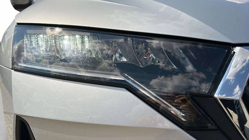 Škoda Octavia Combi Top Selection 2,0TDI 110 - fotka 29 z 31