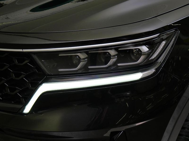 Kia Sorento - fotka 9 z 33