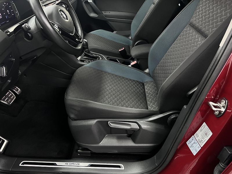Volkswagen Tiguan IQ.DRIVE, 2.0 TSI 140 kW, 4x4 - fotka 12 z 44