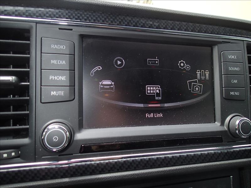 Seat Leon 2,0 TDi, FR, Dsg, ČR - fotka 27 z 49