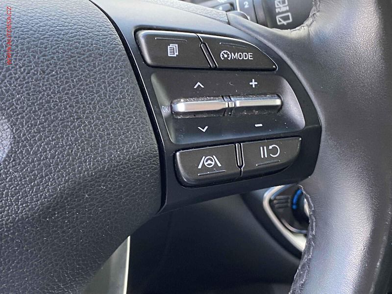 Hyundai i30 (2022) 1.5 T-GDi, 2.maj,ČR, Smart - fotka 14 z 21