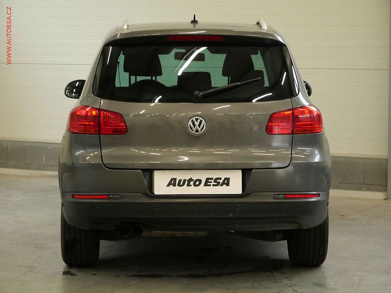 Volkswagen Tiguan (2012) 1.4 TSI, Bixen, panor. - fotka 5 z 21