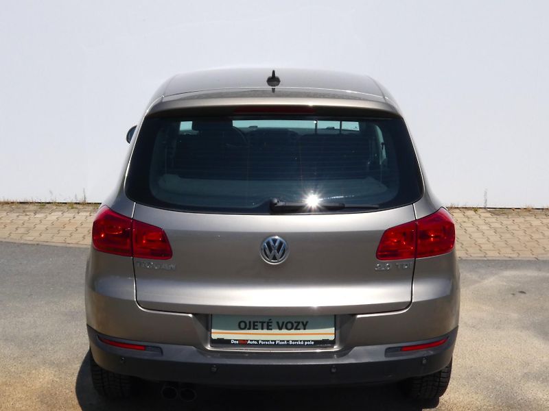 Volkswagen Tiguan (2014) 2,0 TDI BMT 103KW - fotka 12 z 29