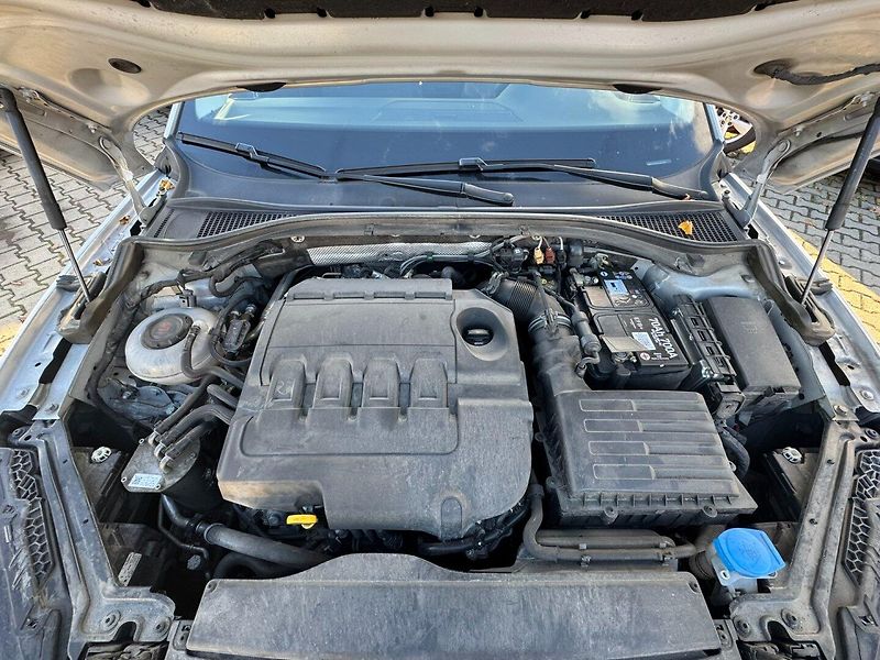 Škoda Superb (2019) DSG 2,0 TDI 140 KW STYLE+ SŠA - fotka 44 z 49