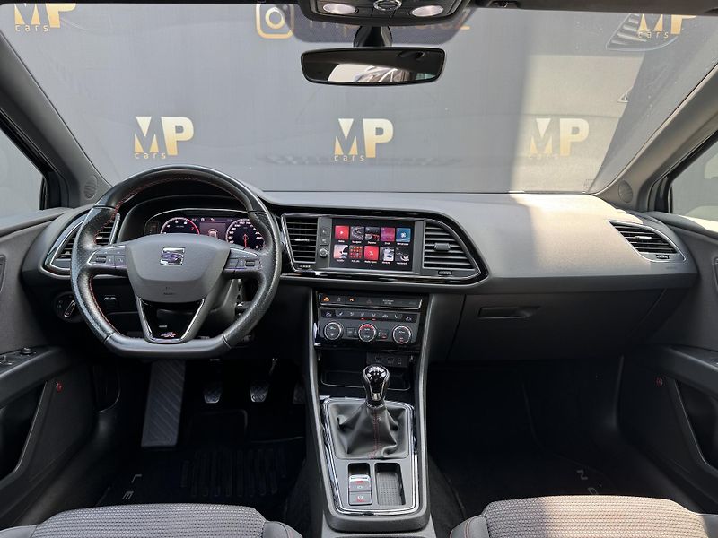Seat Leon (2018) 1.5TSi MAN FR Virtual PANO RZV - fotka 14 z 52