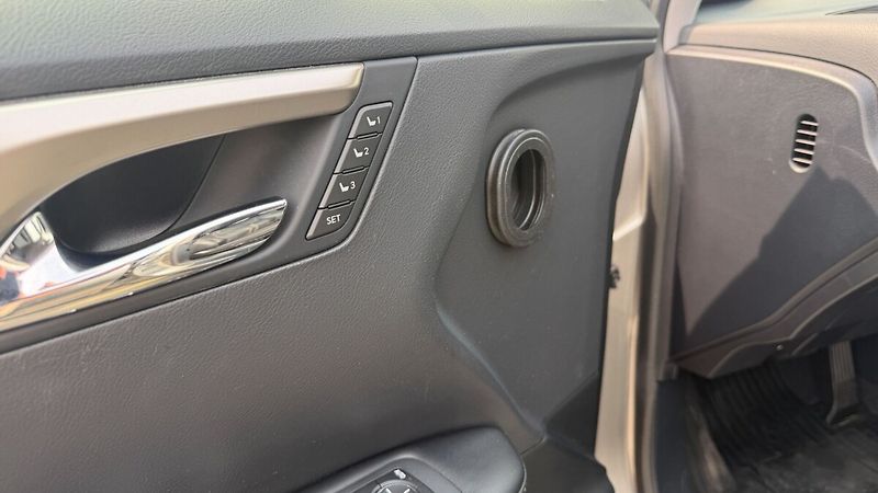 Lexus RX 450h 450H 3,5 HEV LUXURY - fotka 9 z 30