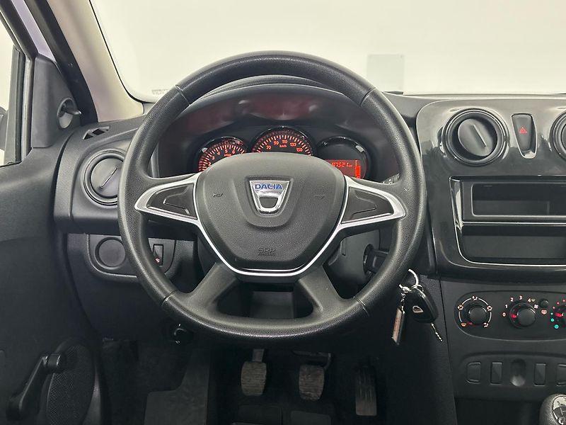 Dacia Logan Access - fotka 18 z 24