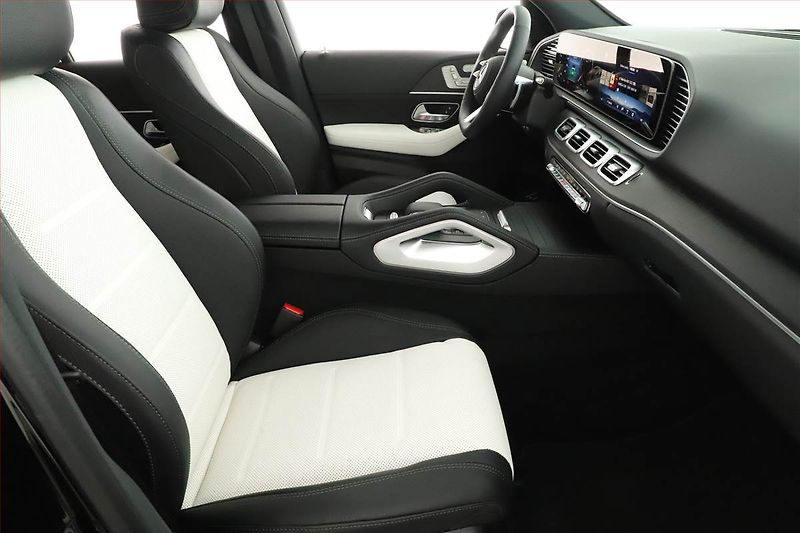 Mercedes-Benz GLE (2025) 450 d - fotka 7 z 27