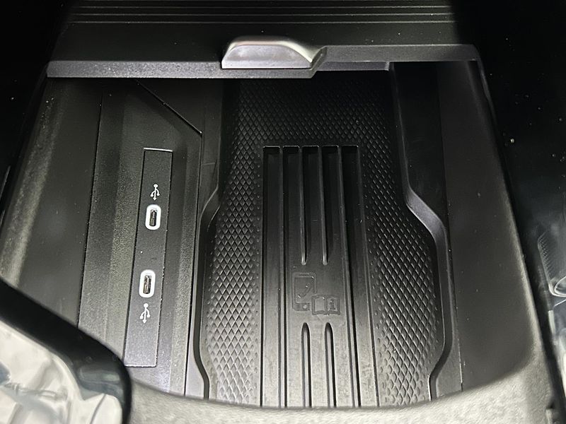 Škoda Superb 2.0 TDI 4x4 L & K - fotka 15 z 30