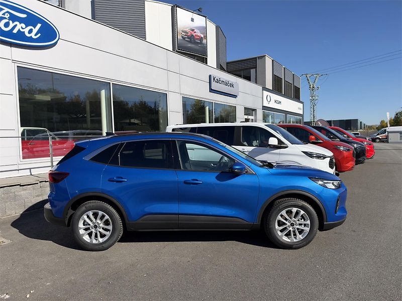 Ford Kuga (2026) Titanium, 5dveřová, 1.5 EcoBoo - fotka 2 z 21