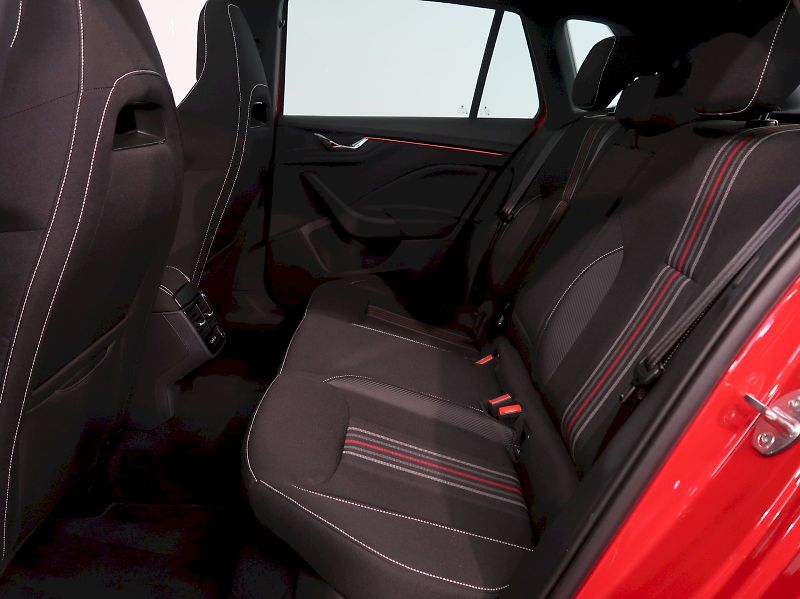 Škoda Kamiq (2026) MONTE CARLO 1.5TSI 110KW DSG - fotka 34 z 40